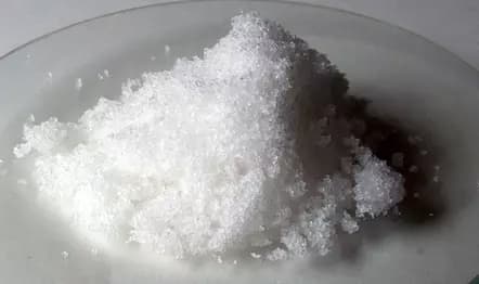 Nitrate d'aluminium